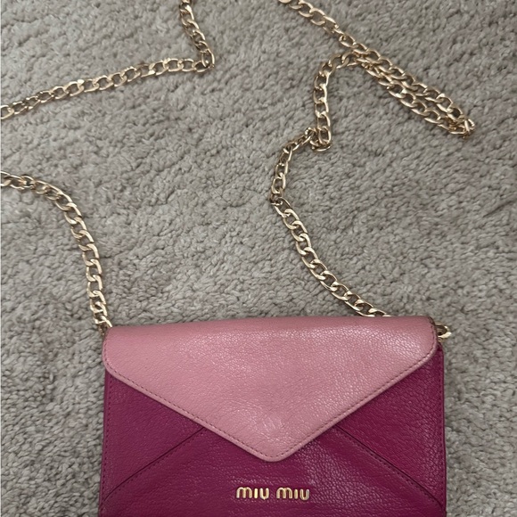 Preloved Authentic Miu Miu Envelope Wallet - Picture 11 of 15